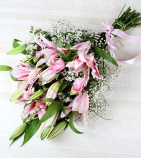 Bouquet of Flowers delivery in Hyderabad India for Birthday